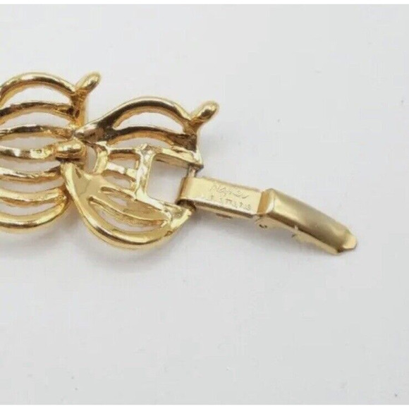 Vintage Napier Bracelet Goldtone Filigree Panel Ornate Elegant Rope Texture - Picture 4 of 10
